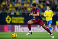 Tân binh Barca được chào bán đến Premier League