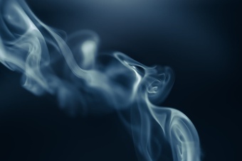 Hơn 1.200 ca nhập viện do sử dụng thuốc lá điện tử