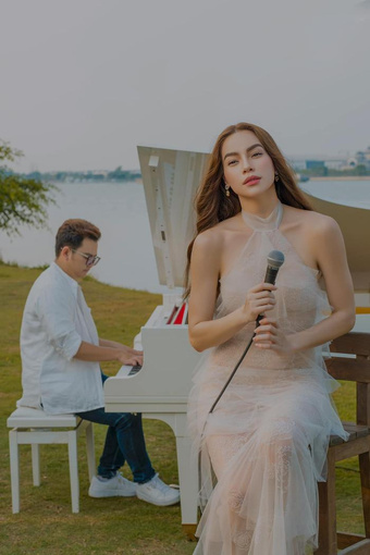 Hồ Ngọc Hà hé lộ dự án khủng trong năm nay: ''Còn hơn cả Love Songs''