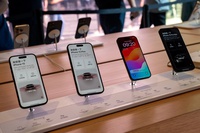 Doanh số iPhone tại Trung Quốc tăng vọt