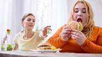 3 khung giờ ăn rất dễ tăng cân, nguyên nhân khiến nhiều người ăn ít vẫn béo